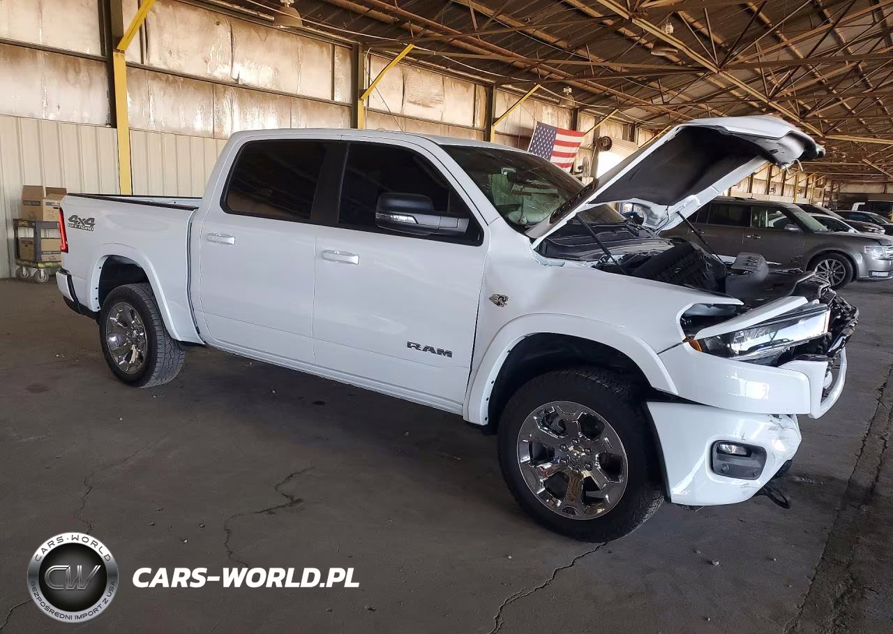 2026 Ram 1500 Big Horn VIN:1C6SRFFT8TN220083 - 4