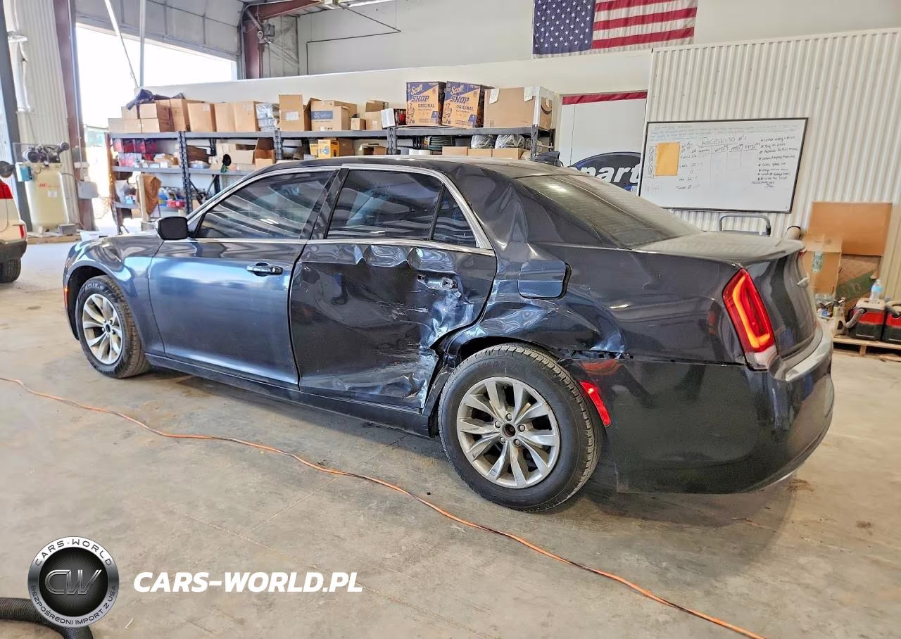 2015 Chrysler 300 Limited VIN:2C3CCAAGXFH881899 - 2