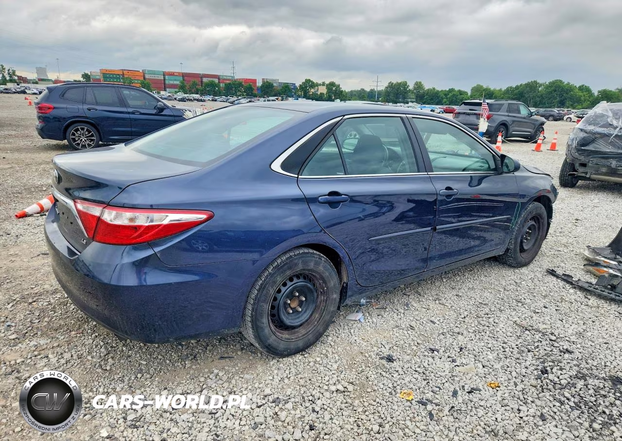 2016 Toyota Camry Le VIN:4T1BF1FK2GU605660 - 3
