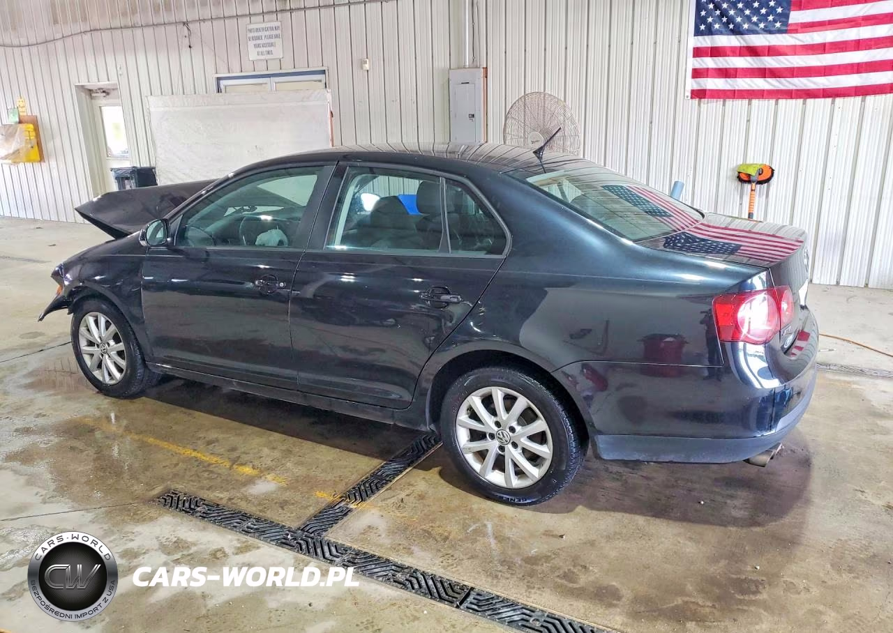 2010 Volkswagen Jetta Limited VIN:3VWAZ7AJ3AM135706 - 2