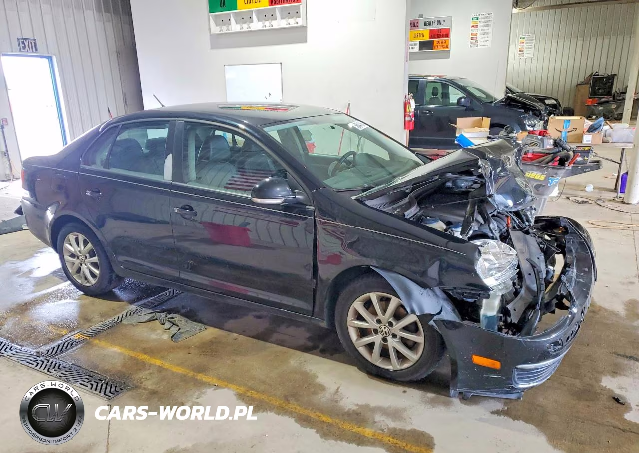 2010 Volkswagen Jetta Limited VIN:3VWAZ7AJ3AM135706 - 4