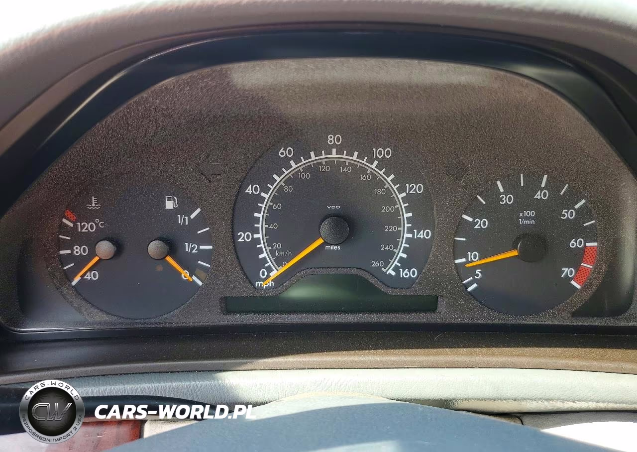 1999 Mercedes-Benz Clk 320 VIN:WDBLK65G6XT009356 - 9