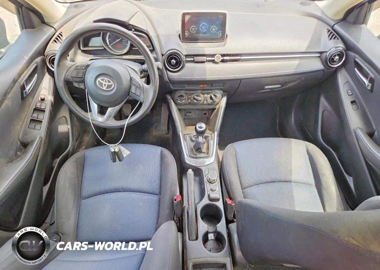 2017 Toyota Yaris Ia Base VIN:3MYDLBYV9HY181977 - 8