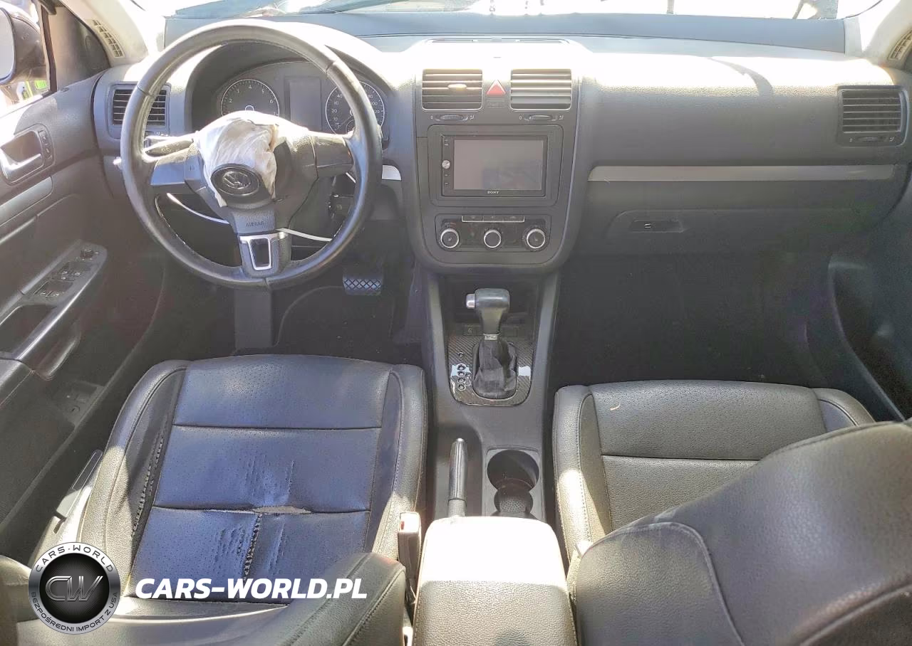 2010 Volkswagen Jetta Se VIN:3VWRZ7AJXAM165157 - 8