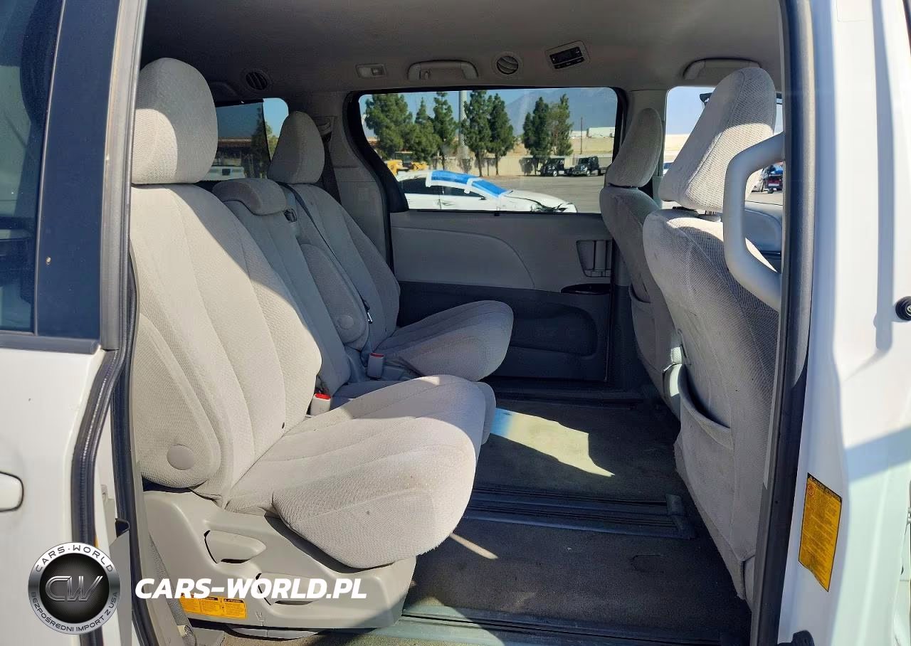 2013 Toyota Sienna Le VIN:5TDKK3DC0DS342981 - 11