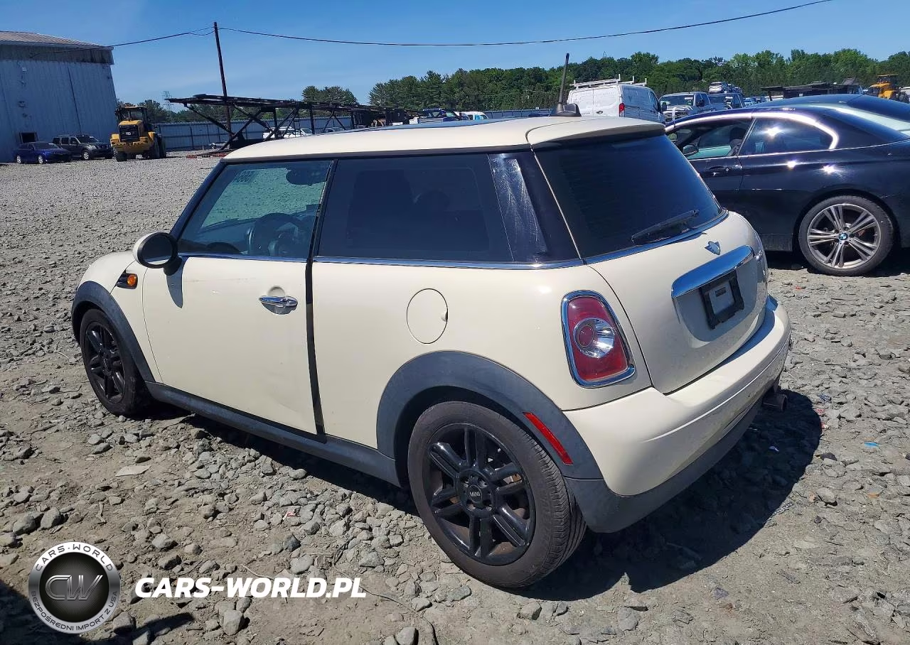 2013 Mini Cooper VIN:WMWSU3C58DT679961 - 2