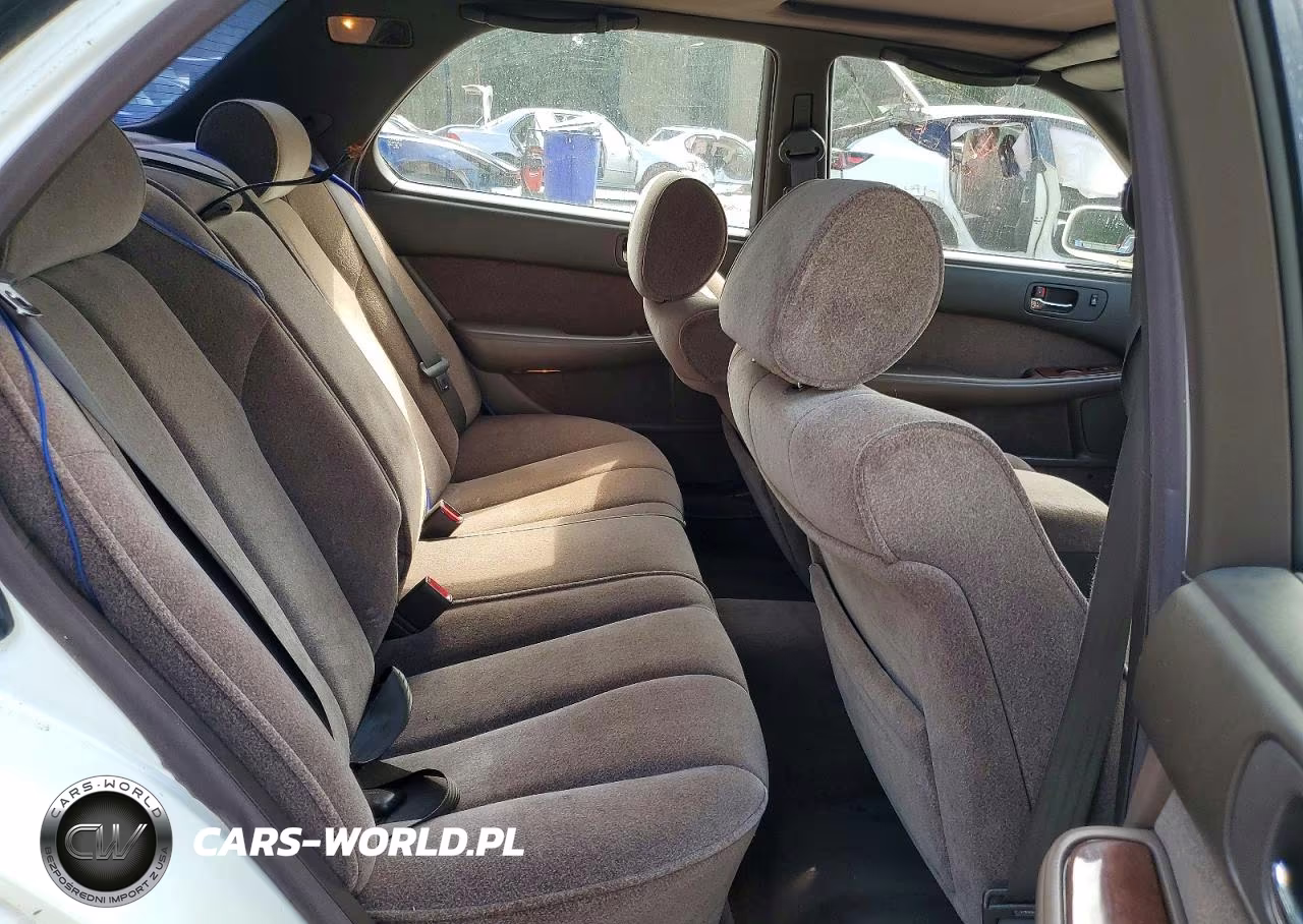 1992 Toyota Celsior VIN:UCF110056529 - 10