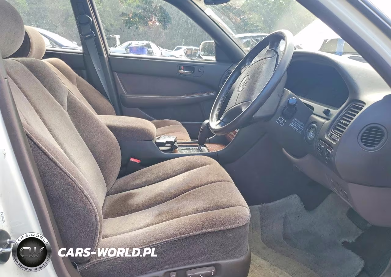 1992 Toyota Celsior VIN:UCF110056529 - 7