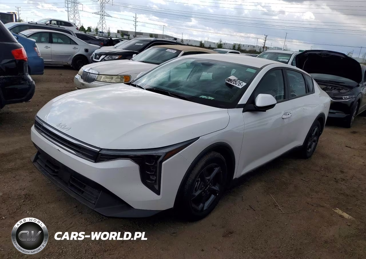 2025 Kia K4 Lxs – zdjęcie 1 z 12