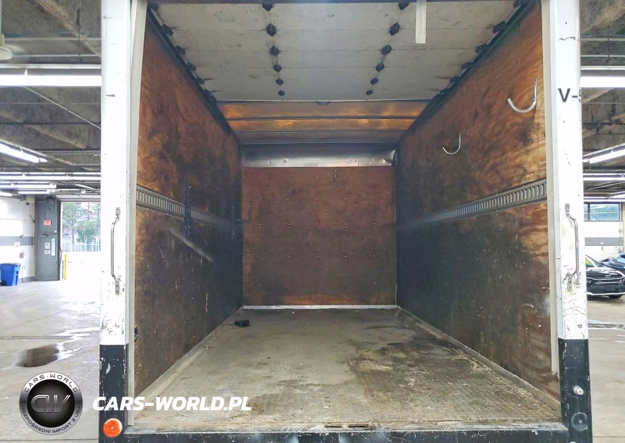 2015 Mercedes Benz Sprinter Box Truck VIN:WDAPF4CC5F9627441 - 10