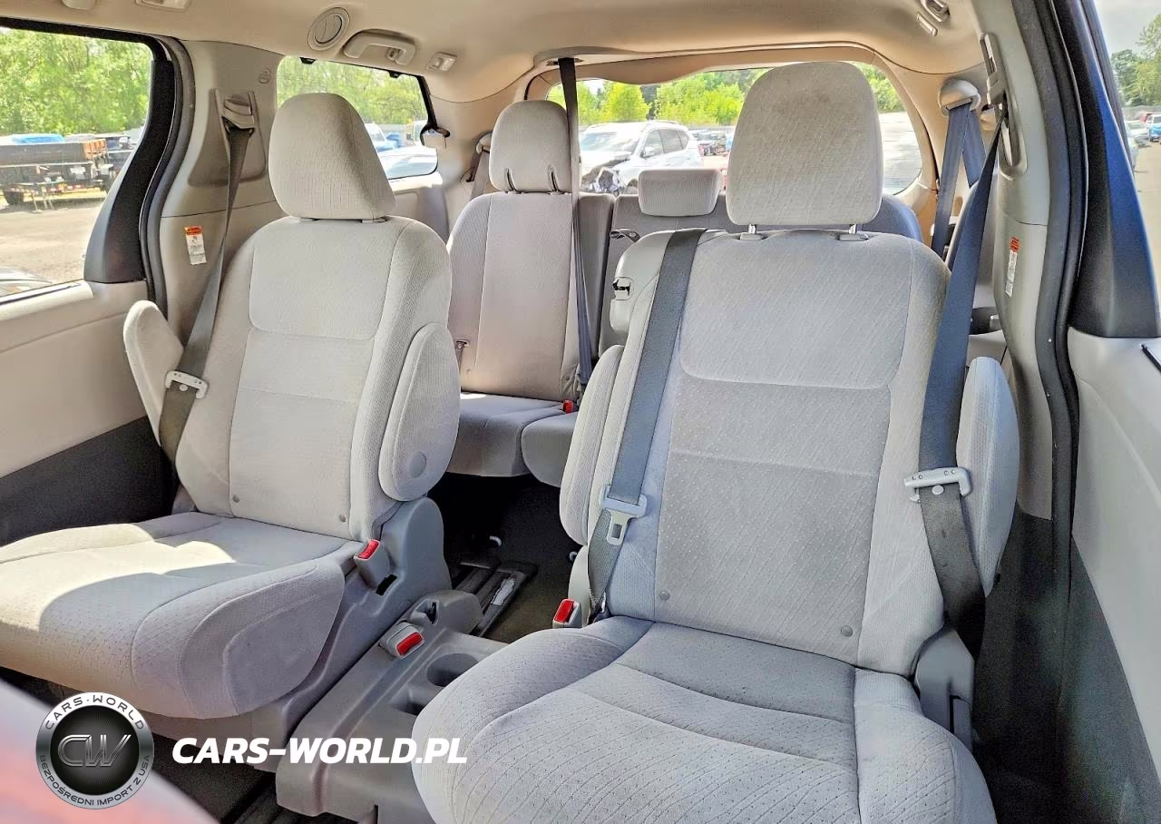 2015 Toyota Sienna Le VIN:5TDKK3DC3FS619545 - 10