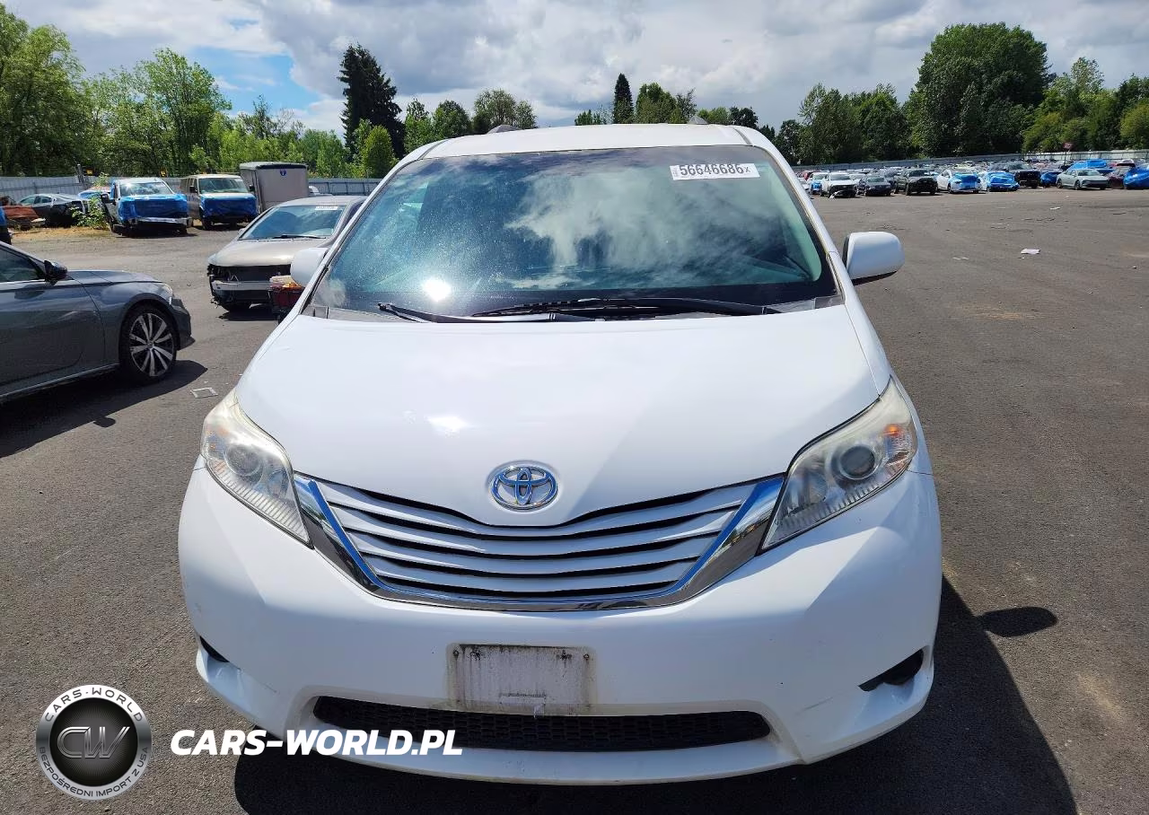 2015 Toyota Sienna Le VIN:5TDKK3DC3FS619545 - 5