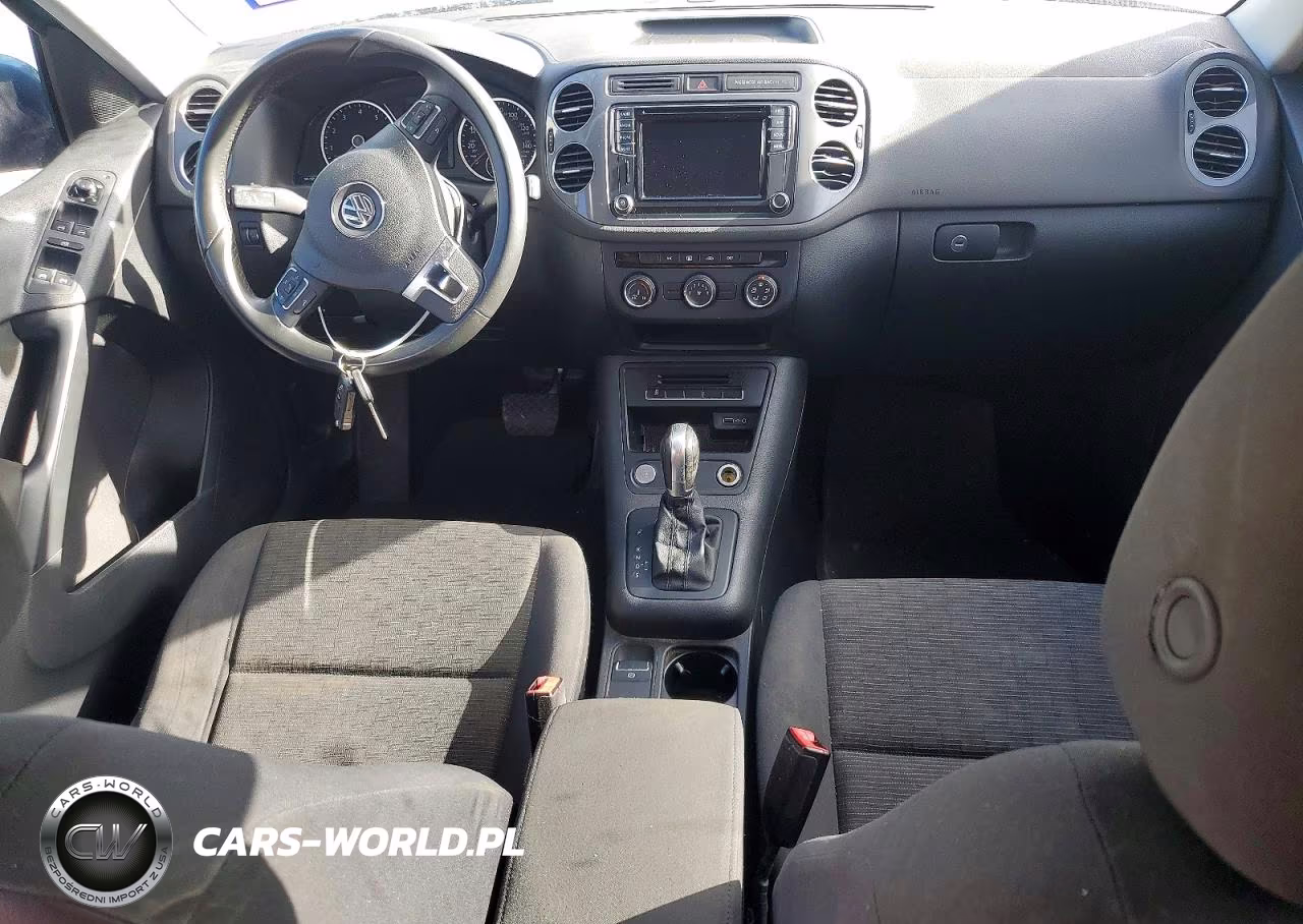 2017 Volkswagen Tiguan S VIN:WVGAV7AX8HK045466 - 8