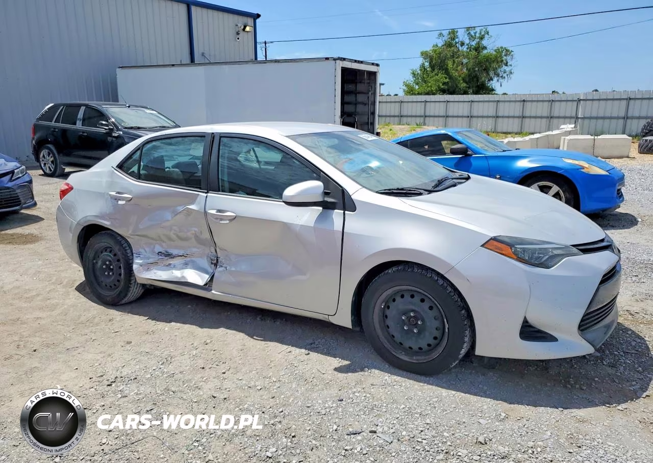 2019 Toyota Corolla Le VIN:2T1BURHE3KC173831 - 4