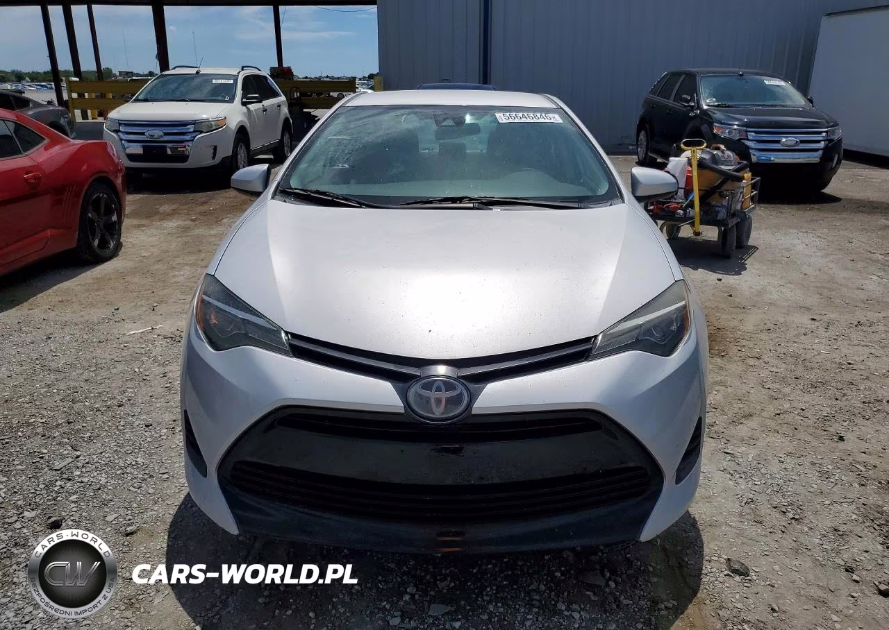 2019 Toyota Corolla Le VIN:2T1BURHE3KC173831 - 5