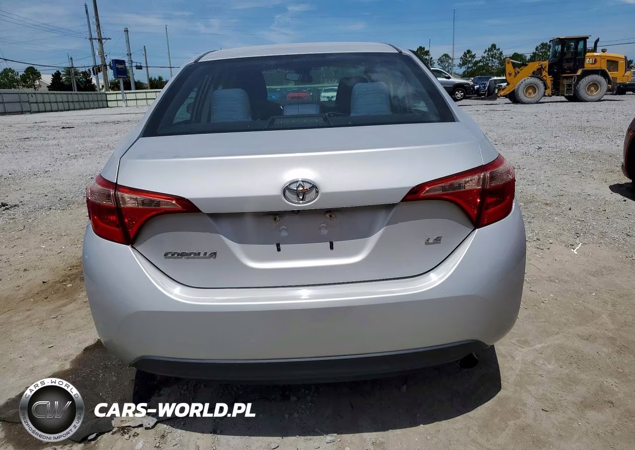 2019 Toyota Corolla Le VIN:2T1BURHE3KC173831 - 6