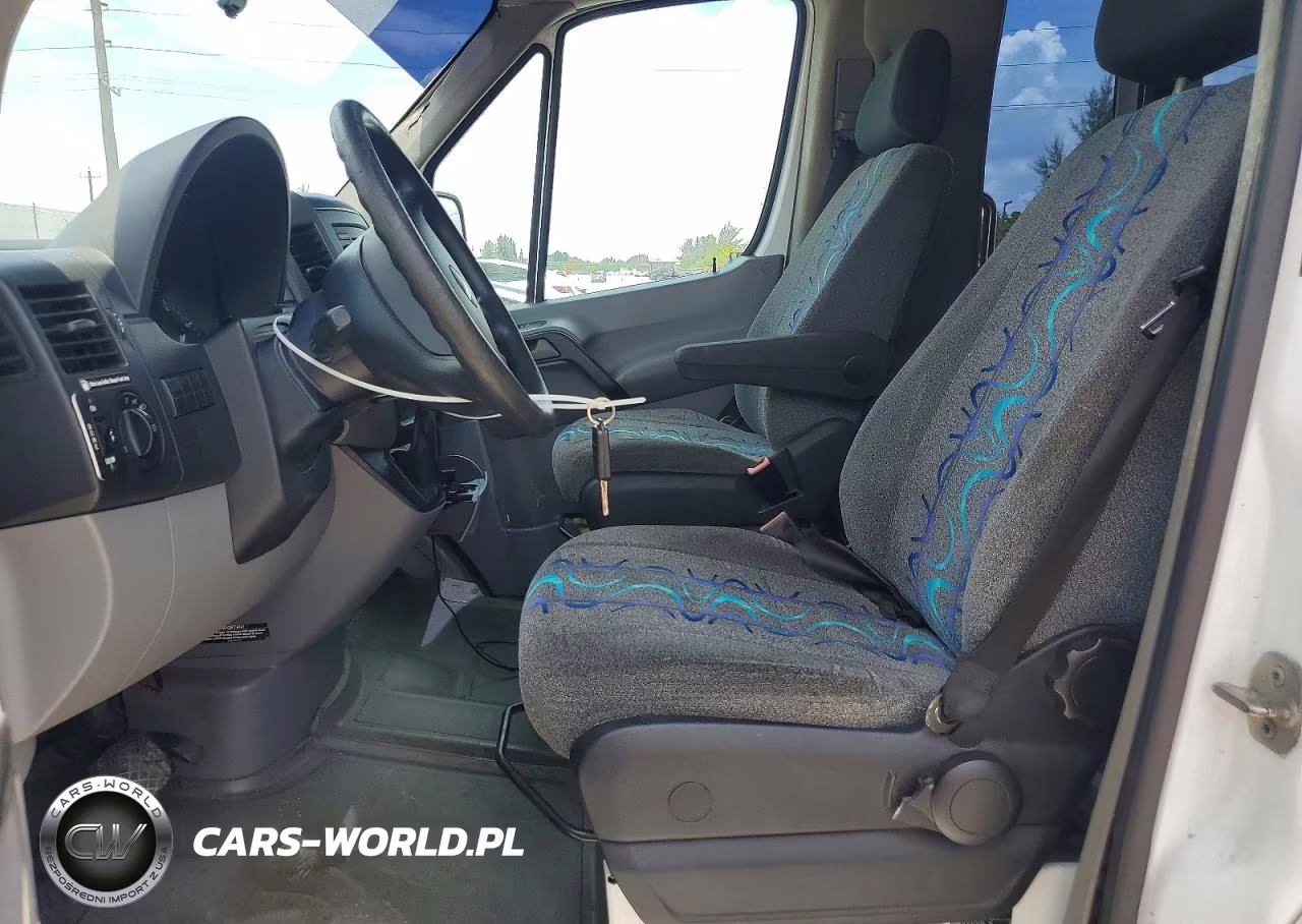 2013 Freightliner Sprinter 3500 VIN:WDPPF4CC8D9536814 - 7