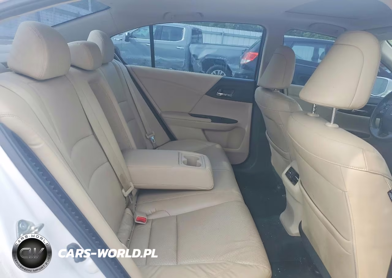 2015 Honda Accord Touring Hybrid VIN:1HGCR6F72FA009152 - 10
