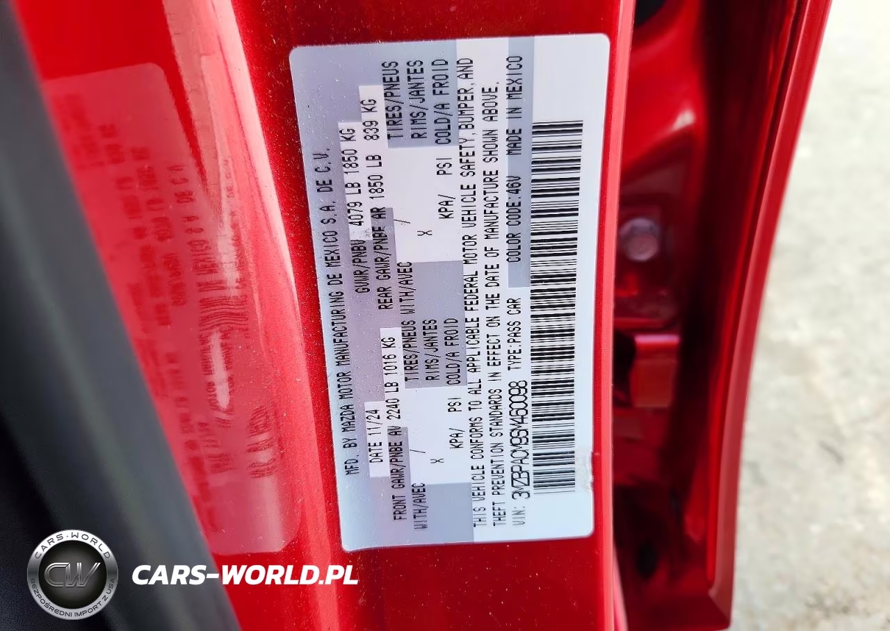 2025 Mazda 3 Preferred VIN:3MZBPACM9SM460098 - 12