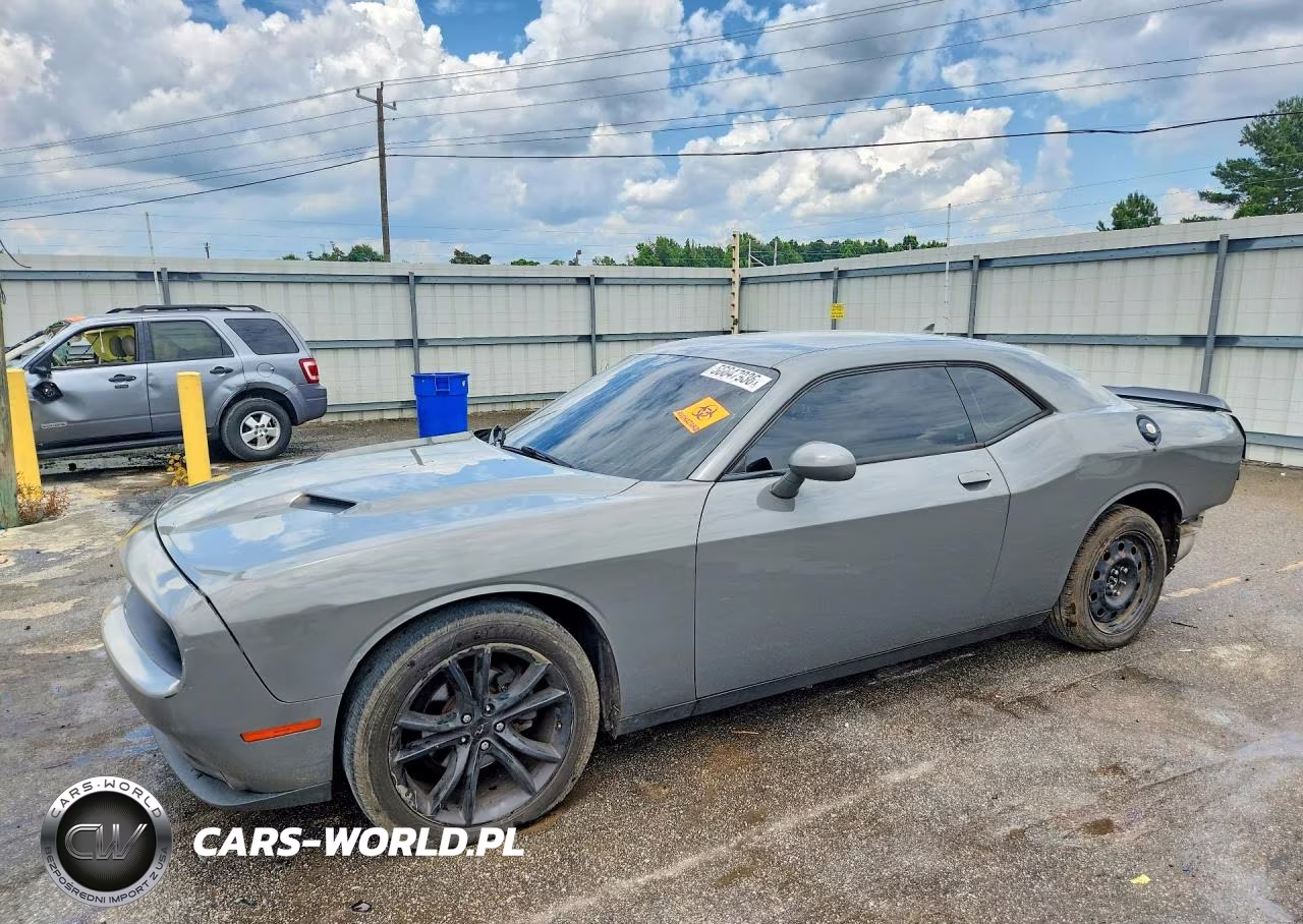 2017 Dodge Challenger Sxt