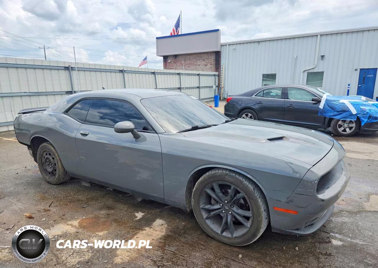 2017 Dodge Challenger Sxt VIN:2C3CDZAG7HH536280 - 4