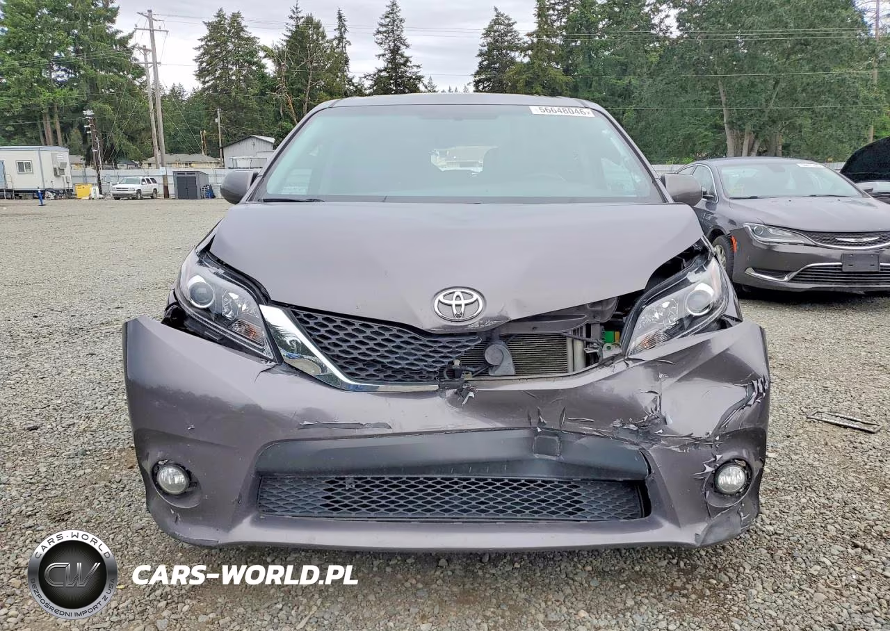 2017 Toyota Sienna Se VIN:5TDXZ3DC4HS779261 - 5