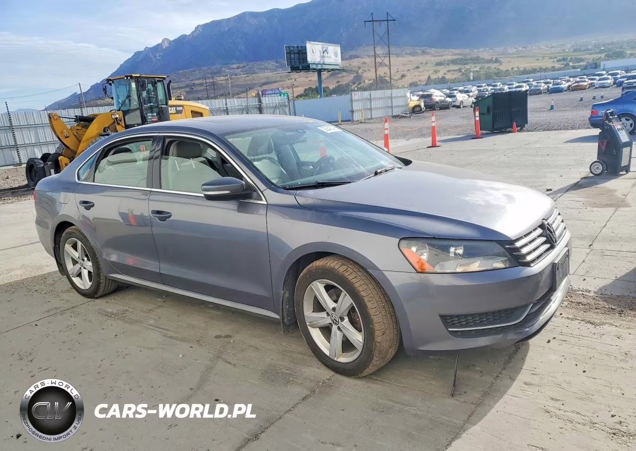 2013 Volkswagen Passat Se VIN:1VWBN7A36DC141314 - 4