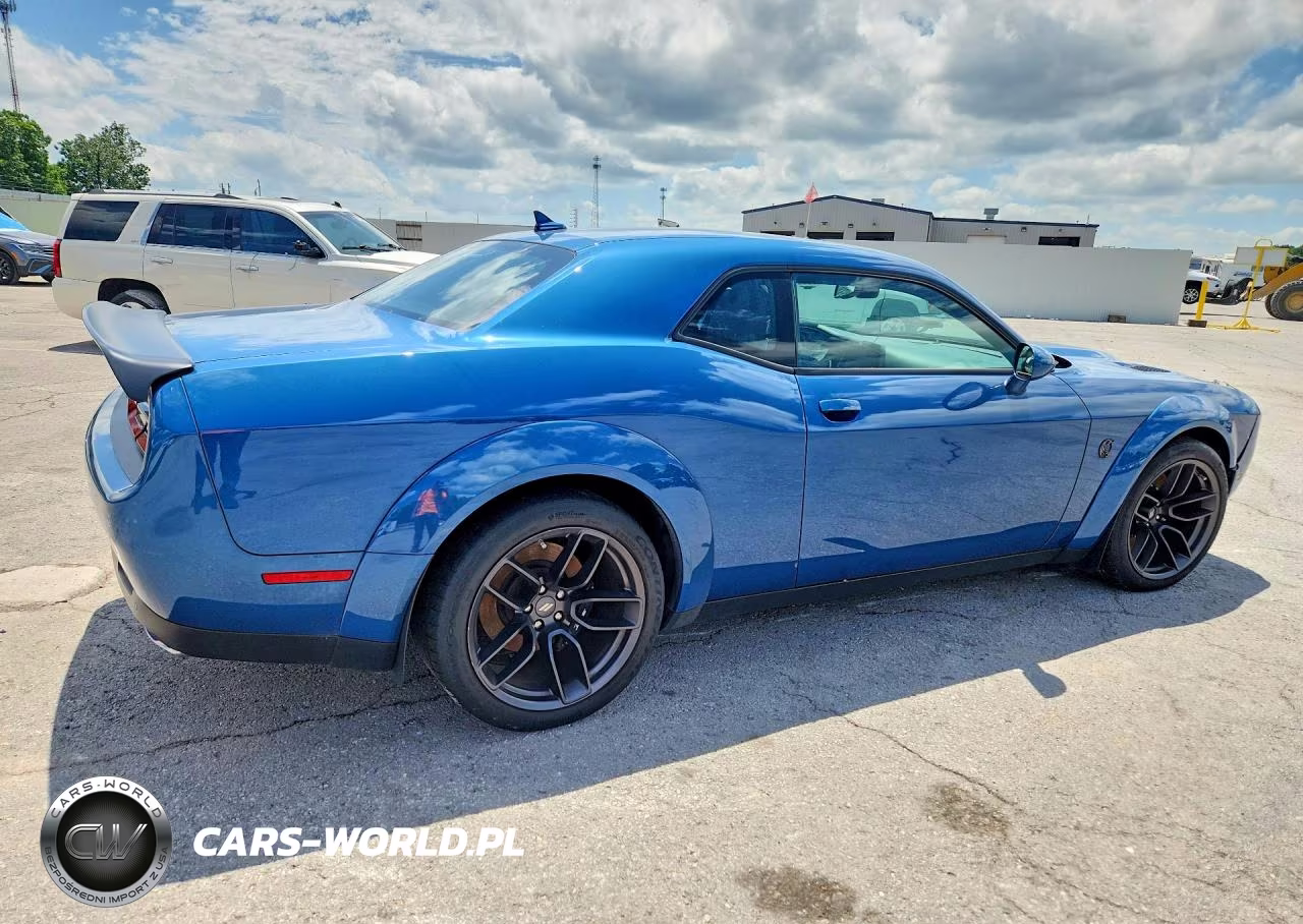 2021 Dodge Challenger R VIN:2C3CDZFJ3MH582395 - 3