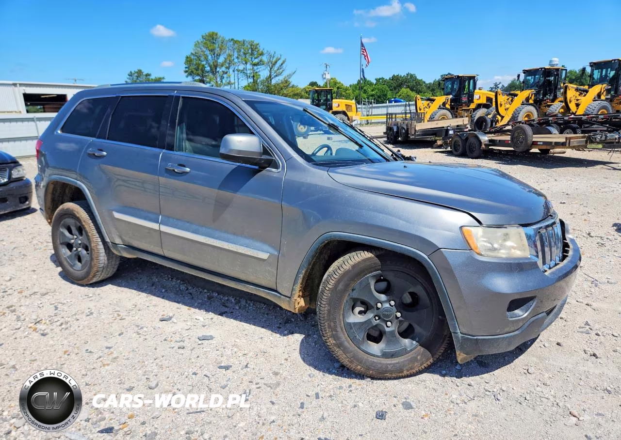 2012 Jeep Grand Cherokee Laredo VIN:1C4RJEAG6CC258460 - 4