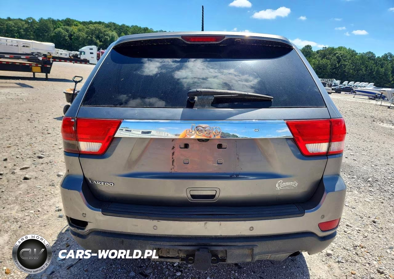2012 Jeep Grand Cherokee Laredo VIN:1C4RJEAG6CC258460 - 6