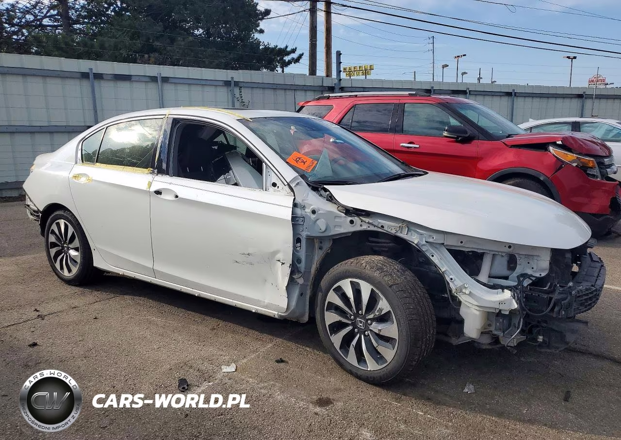 2017 Honda Accord Touring Hybrid VIN:JHMCR6F73HC024859 - 4