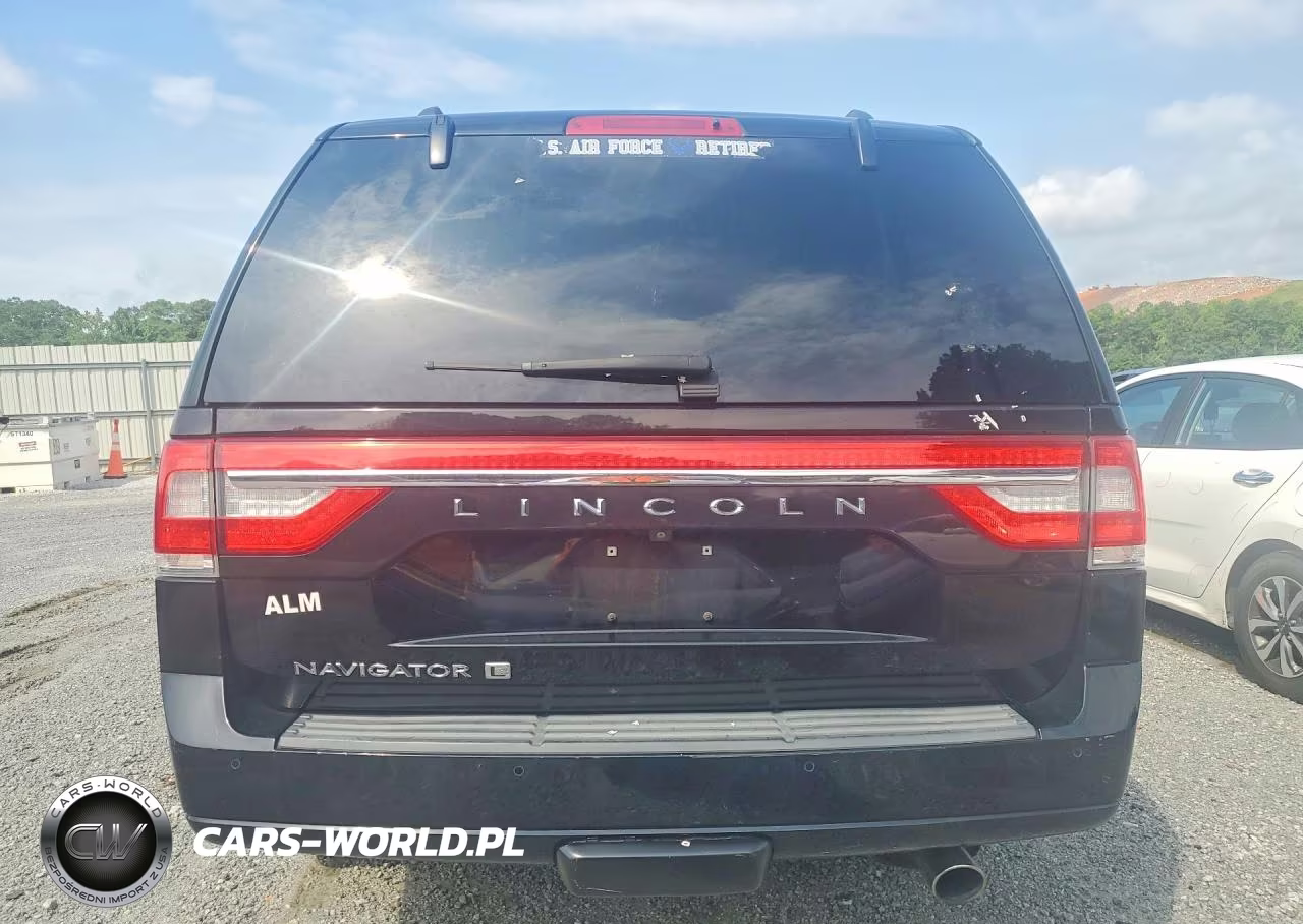 2017 Lincoln Navigator L Select VIN:5LMJJ3JT7HEL03571 - 6