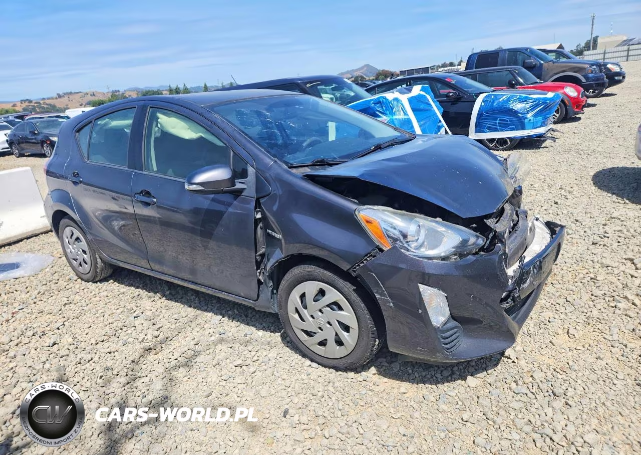 2016 Toyota Prius C Two VIN:JTDKDTB37G1125717 - 4