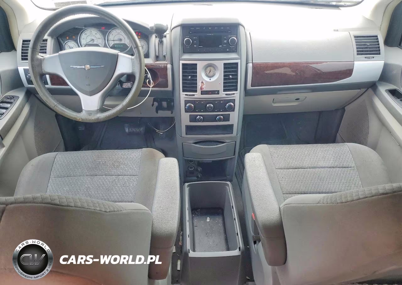 2009 Chrysler Town & Country Touring VIN:2A8HR54169R674285 - 8
