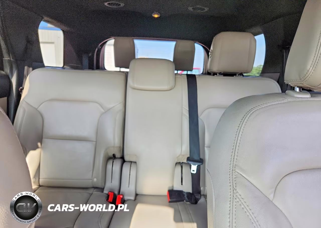2018 Ford Explorer Xlt VIN:1FM5K7DH2JGA87073 - 10
