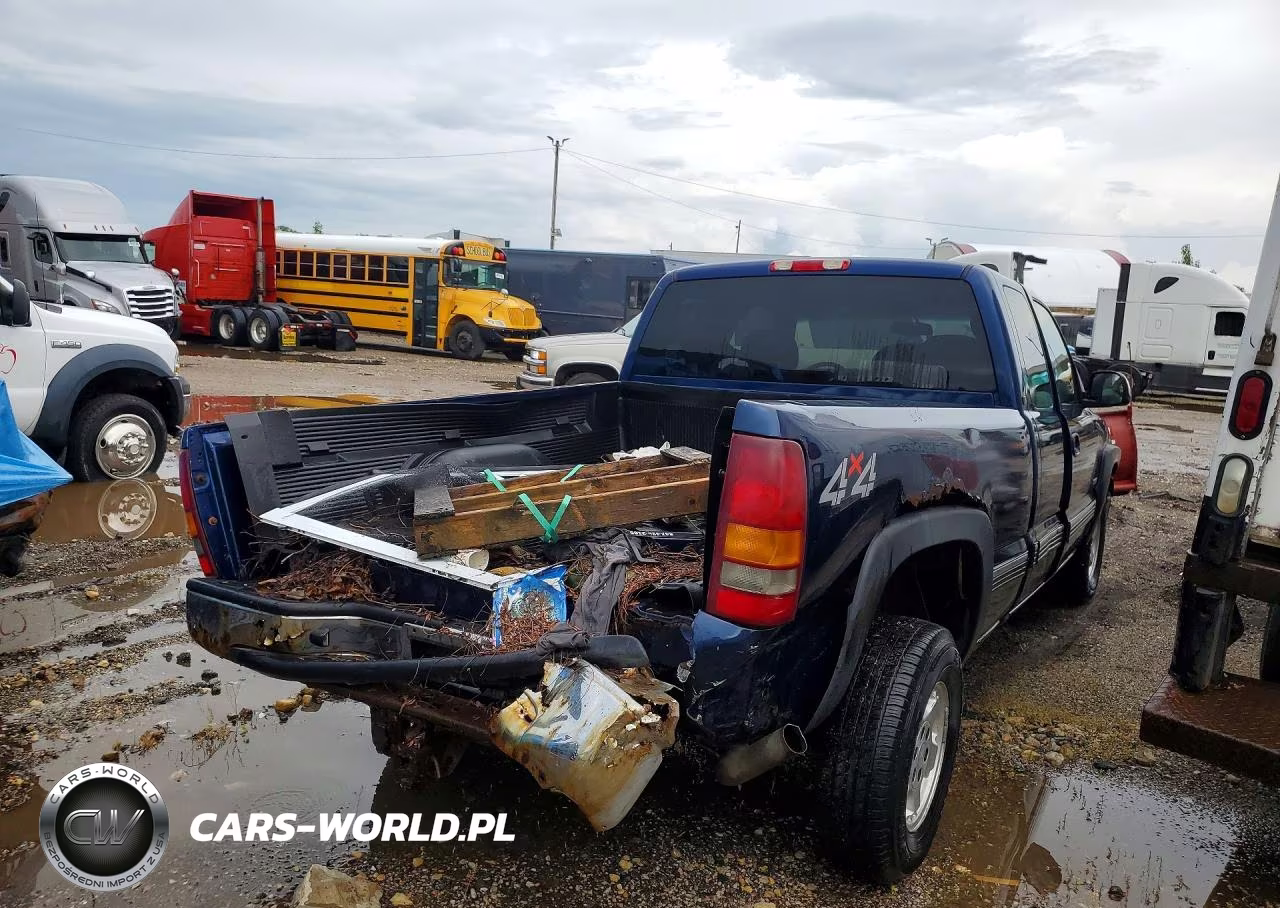 2002 Chevrolet Silverado K1500 VIN:2GCEK19T321304188 - 3