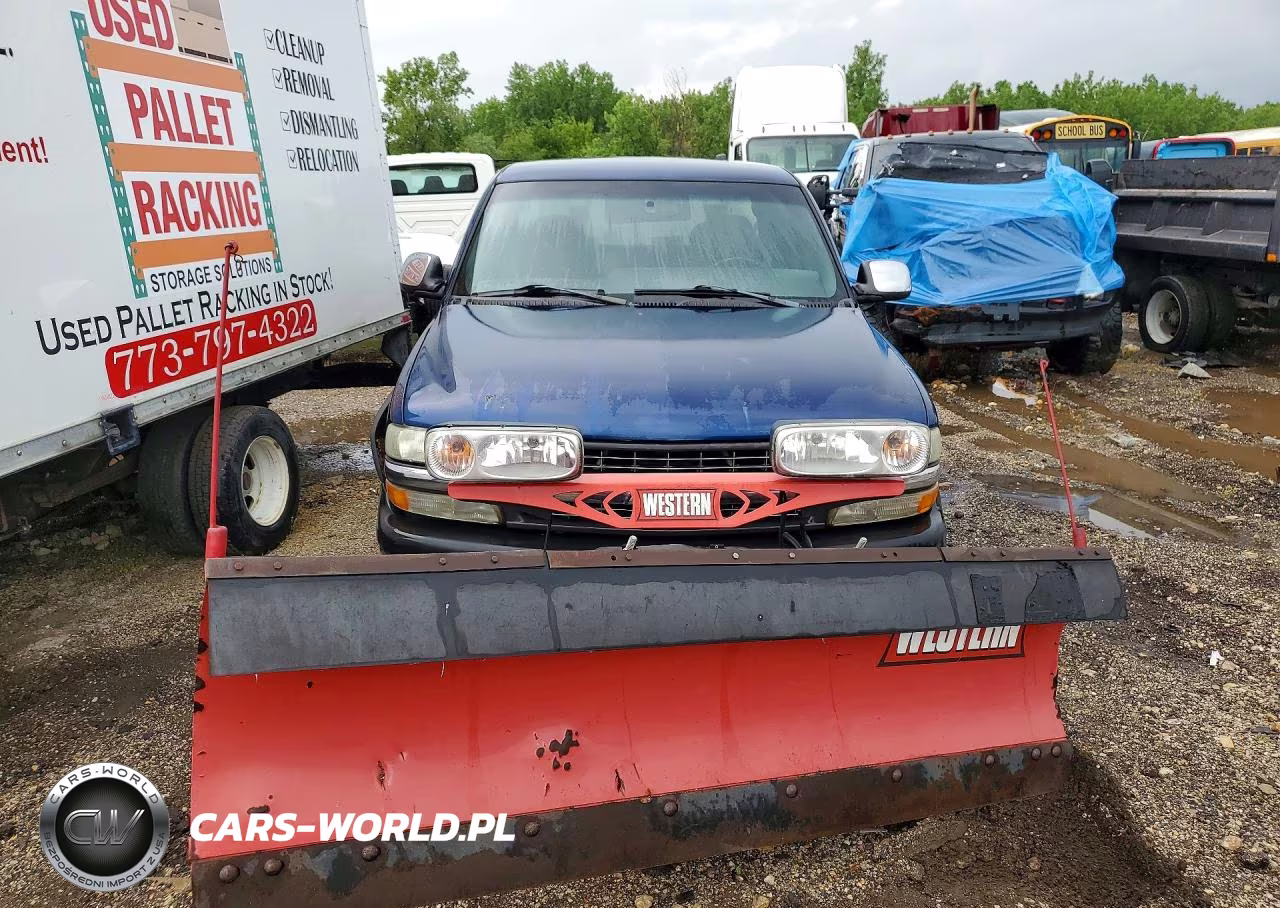 2002 Chevrolet Silverado K1500 VIN:2GCEK19T321304188 - 5