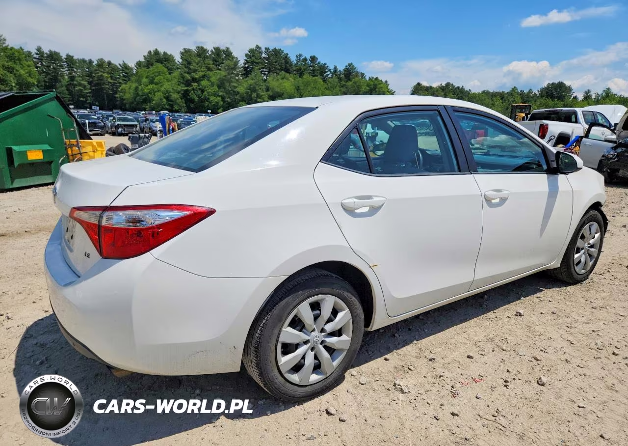 2016 Toyota Corolla Le VIN:2T1BURHE1GC546517 - 3