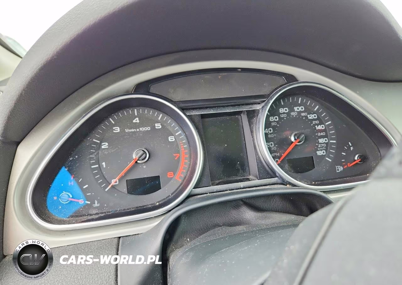 2015 Audi Q7 Premium Plus VIN:WA1LGAFE3FD010762 - 9