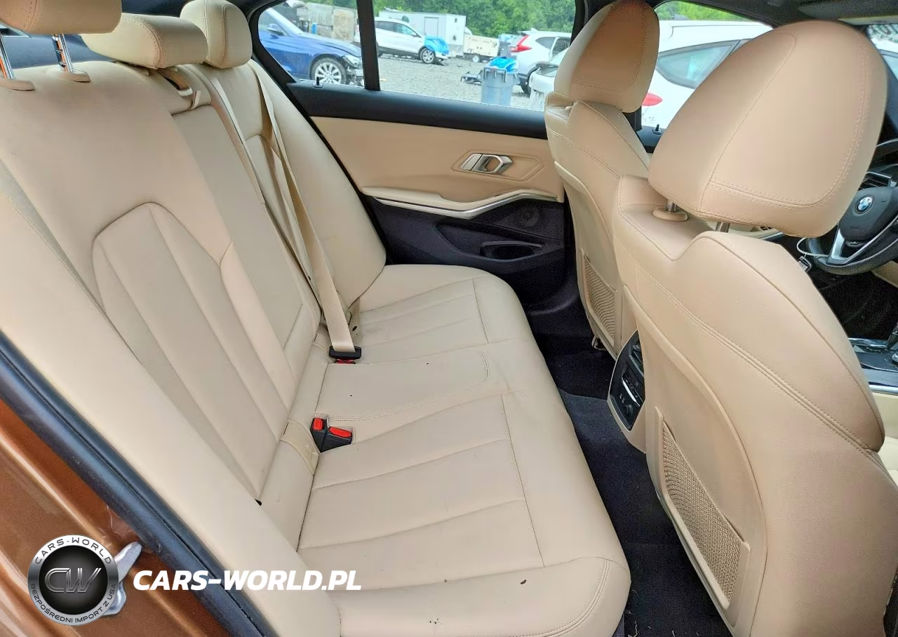 2019 BMW 330Xi VIN:WBA5R7C59KAJ83629 - 10