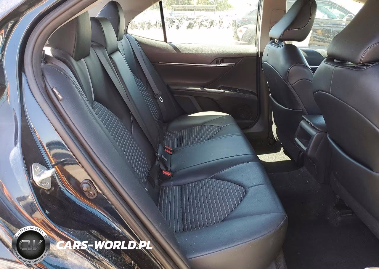 2020 Toyota Camry Se VIN:4T1G11AK2LU969910 - 10
