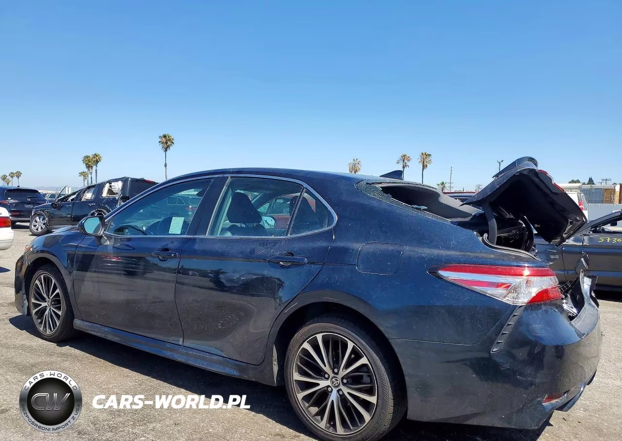 2020 Toyota Camry Se VIN:4T1G11AK2LU969910 - 2