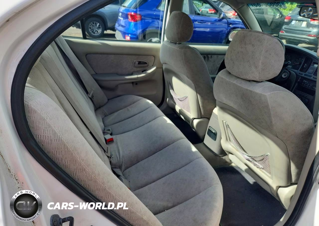 2005 Hyundai Elantra Gls VIN:KMHDN46D45U196752 - 10