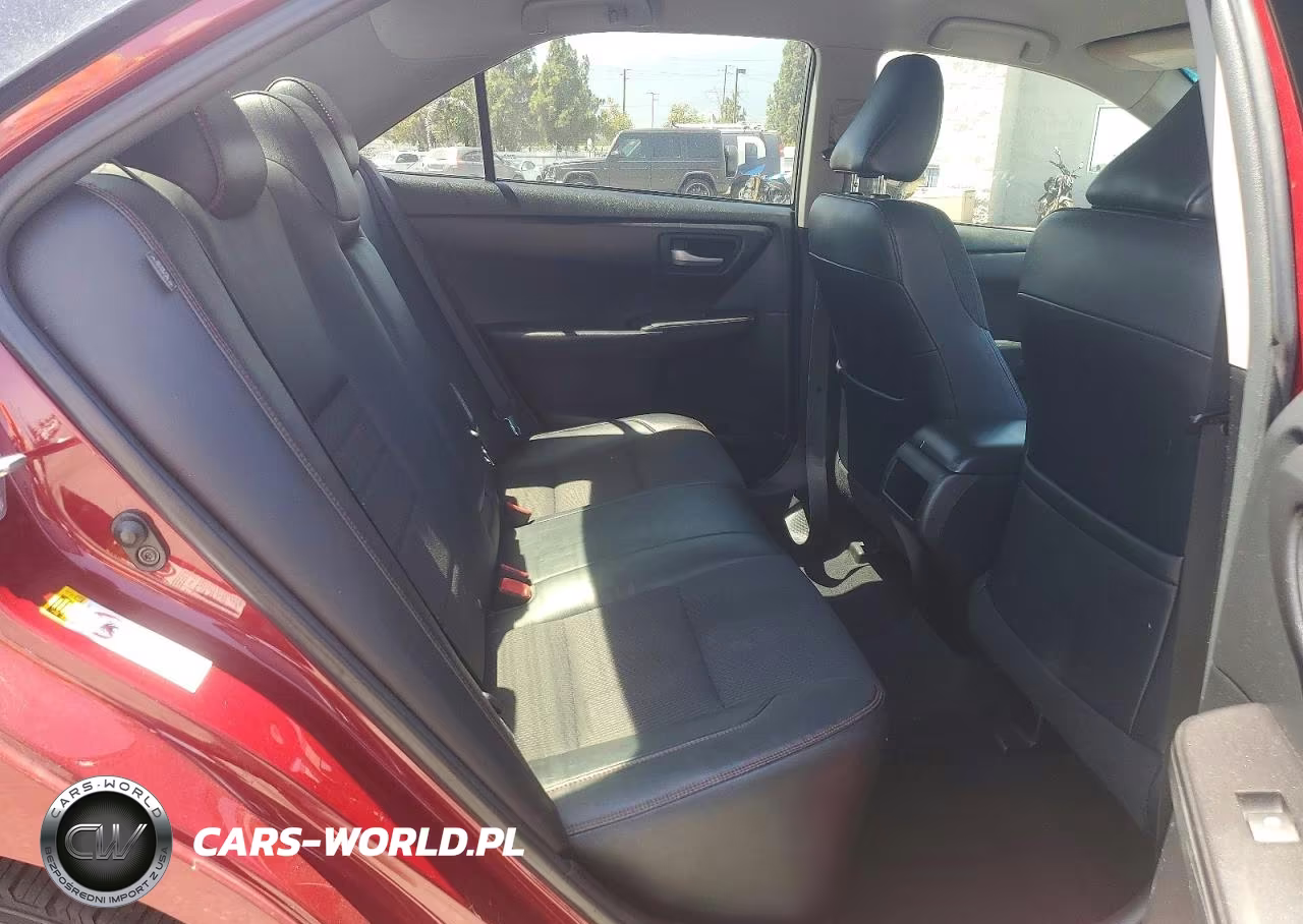 2016 Toyota Camry Se VIN:4T1BF1FKXGU577655 - 10