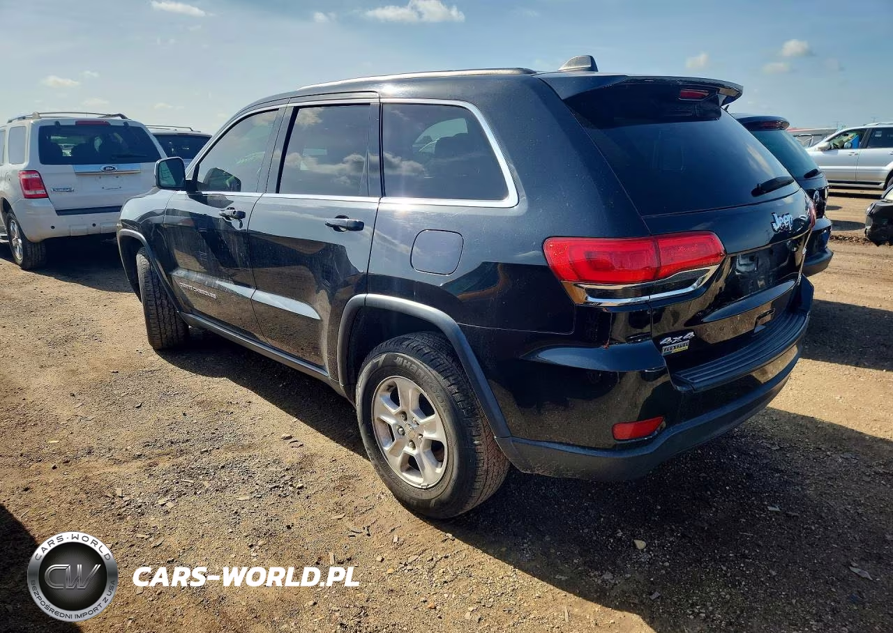 2015 Jeep Grand Cherokee Laredo VIN:1C4RJFAG9FC893750 - 2