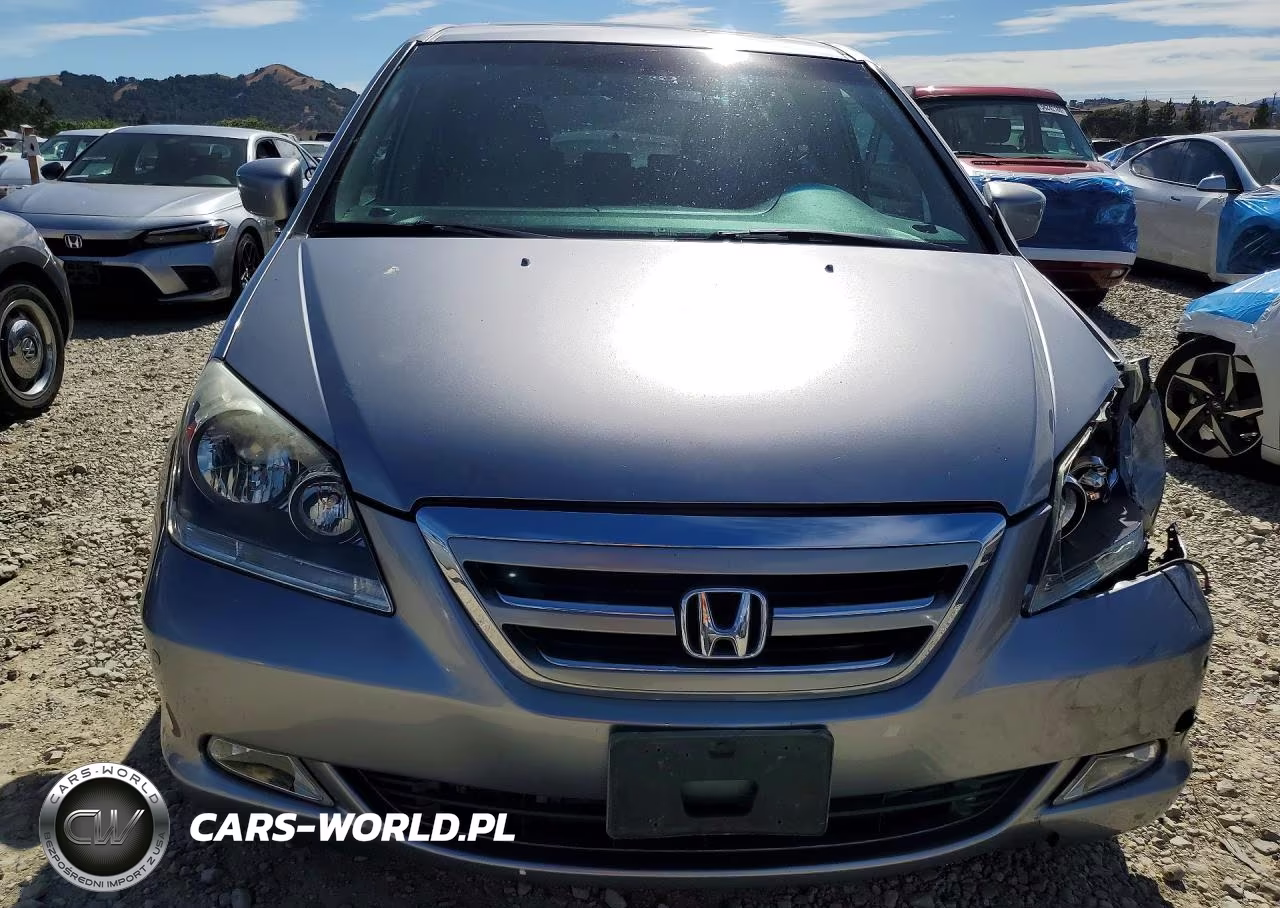 2005 Honda Odyssey Touring VIN:5FNRL38825B075303 - 5