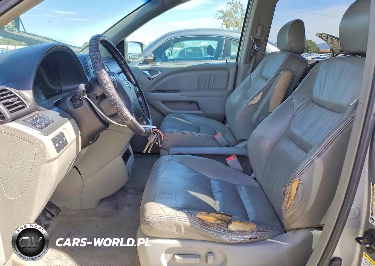 2005 Honda Odyssey Touring VIN:5FNRL38825B075303 - 7