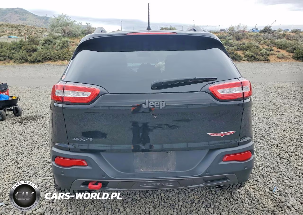 2018 Jeep Cherokee Trailhawk VIN:1C4PJMBX7JD622375 - 6