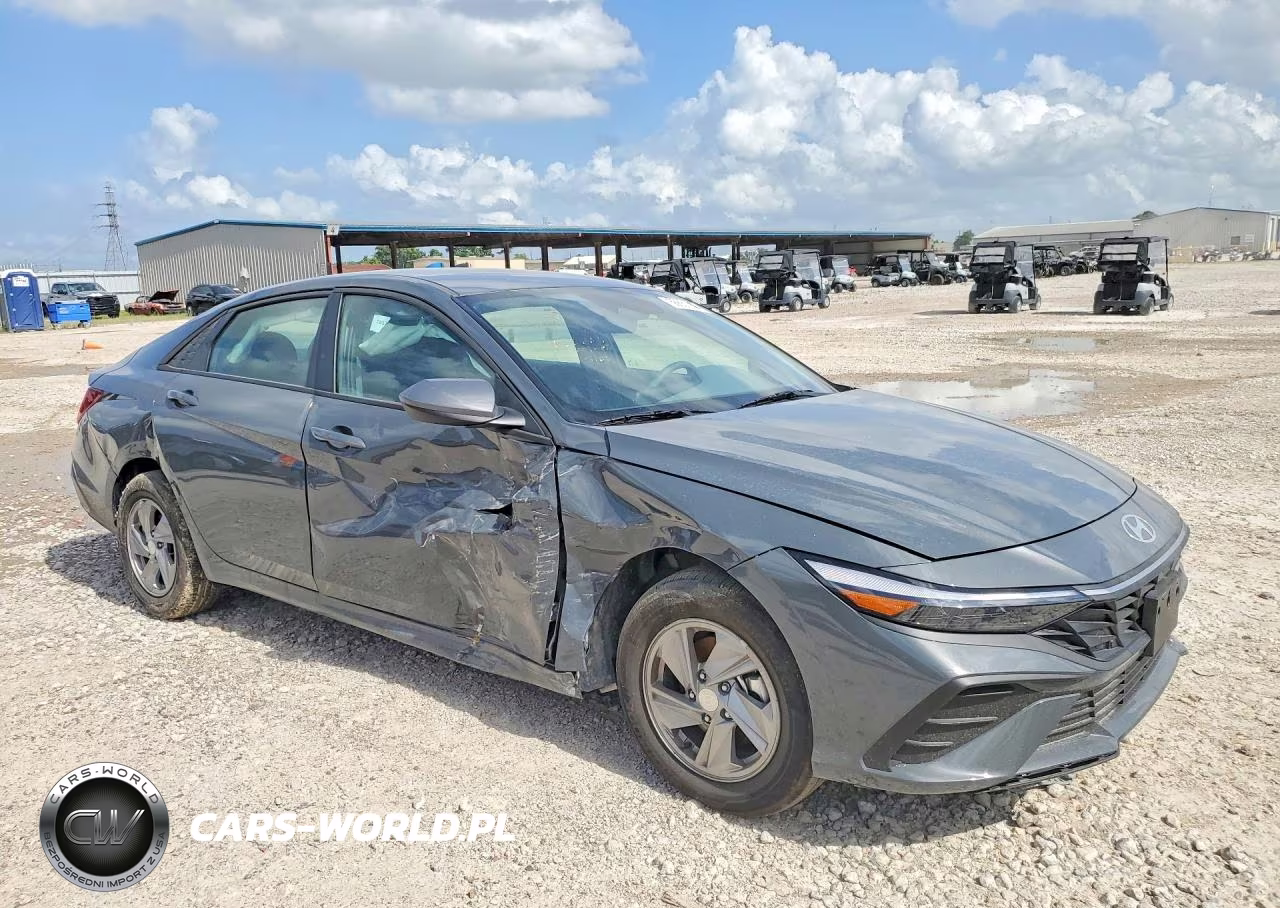 2026 Hyundai Elantra Se VIN:KMHLL4DG9TU211158 - 4