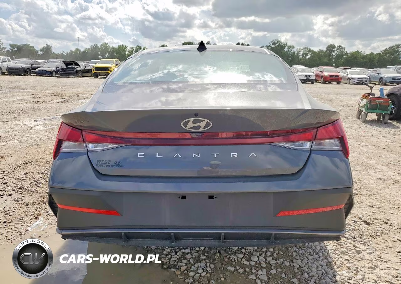 2026 Hyundai Elantra Se VIN:KMHLL4DG9TU211158 - 6
